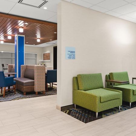 Holiday Inn Express & Suites - Suisun City By Ihg Екстериор снимка