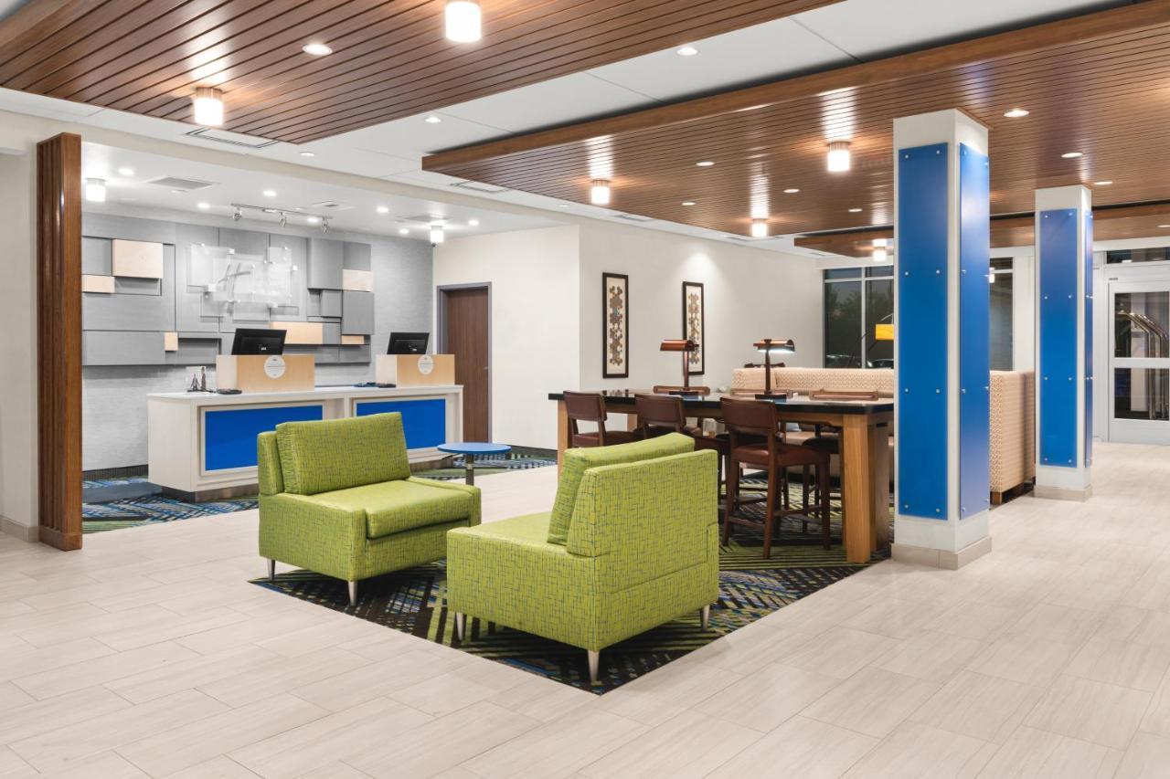 Holiday Inn Express & Suites - Suisun City By Ihg Екстериор снимка