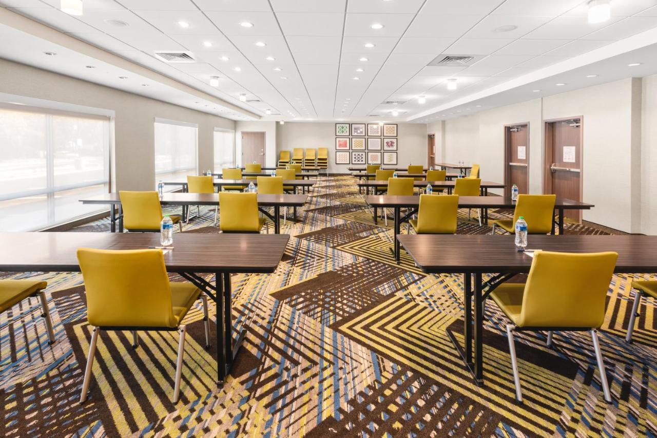 Holiday Inn Express & Suites - Suisun City By Ihg Екстериор снимка