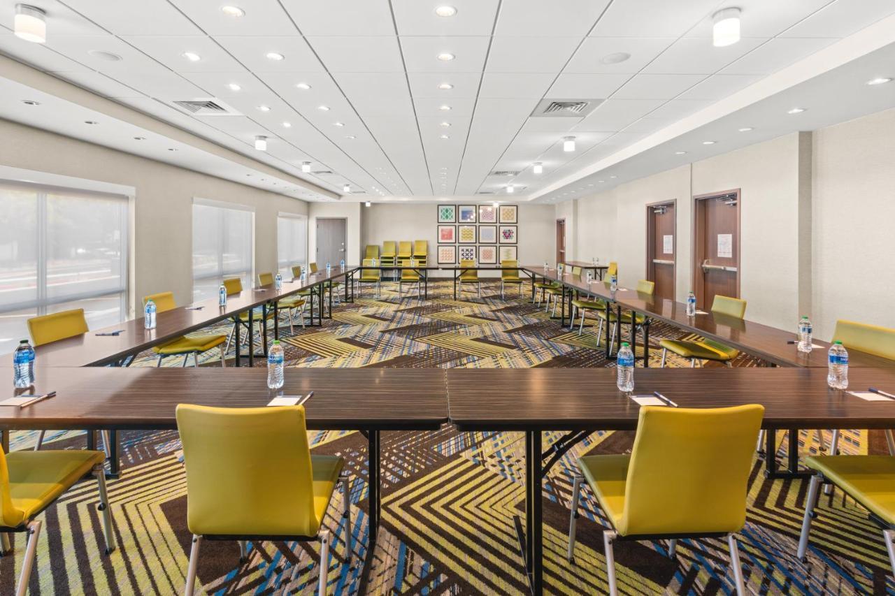 Holiday Inn Express & Suites - Suisun City By Ihg Екстериор снимка