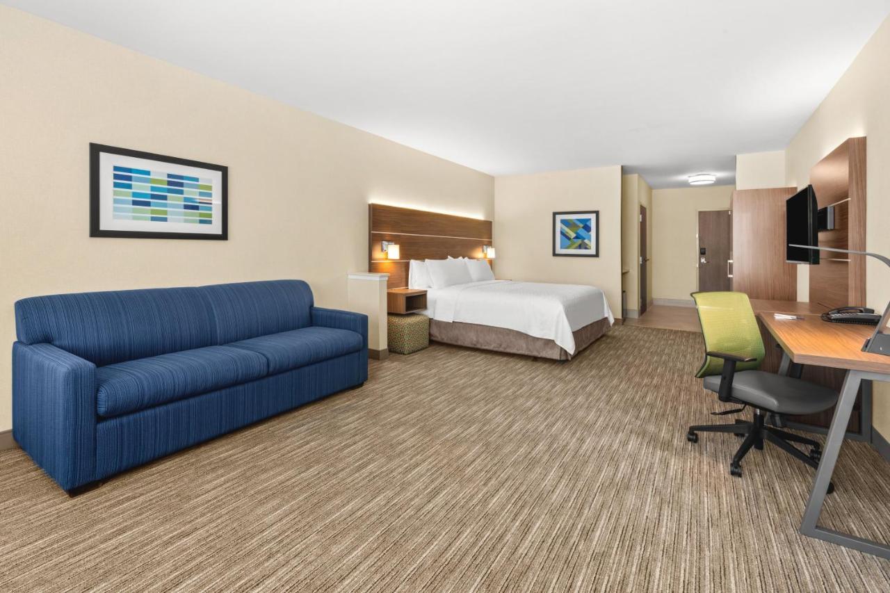Holiday Inn Express & Suites - Suisun City By Ihg Екстериор снимка